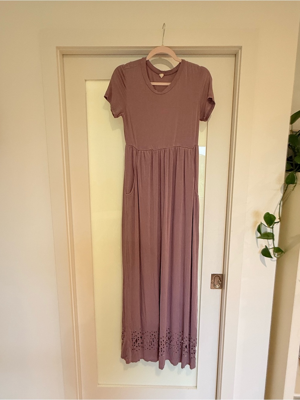Pinkblush Mauve Short-Sleeve Maxi Dress with Laser-Cut Hem